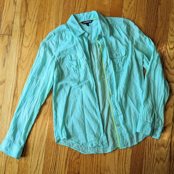 Express button down - Picture 2 of 2